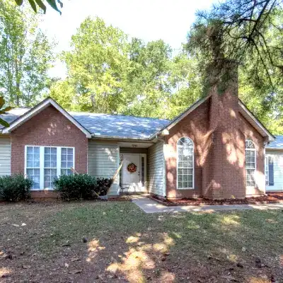 Wreath On Door Minisq